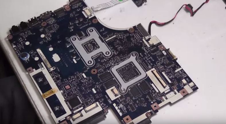 Ремонт адаптера и его замена на ноутбуках марки Acer в Уфе